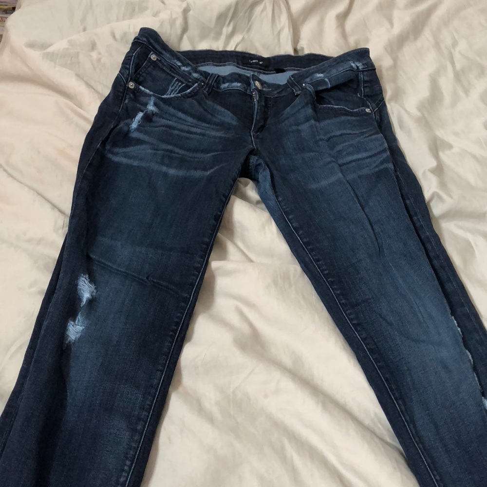 Bebe skinny distressed jeans